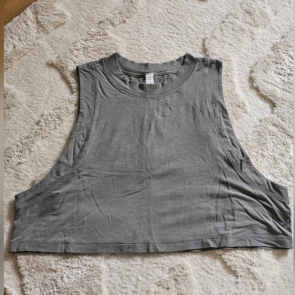 Lululemon top - Picture 1 of 4